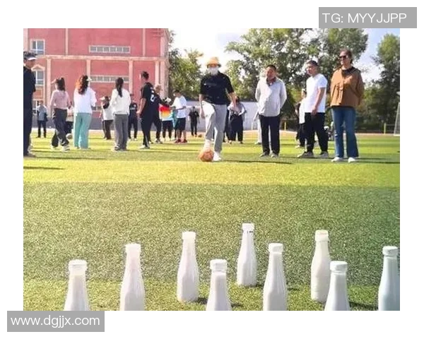 足球球星炫技表演赛场如杂技般震撼全场观众