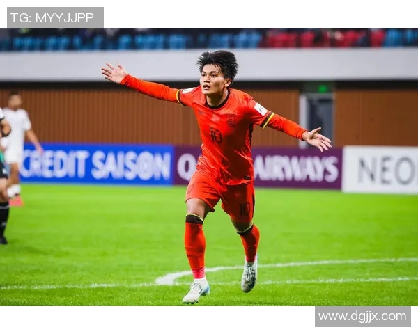 中国足球20号球星是谁 他在球队中的地位与影响力解析